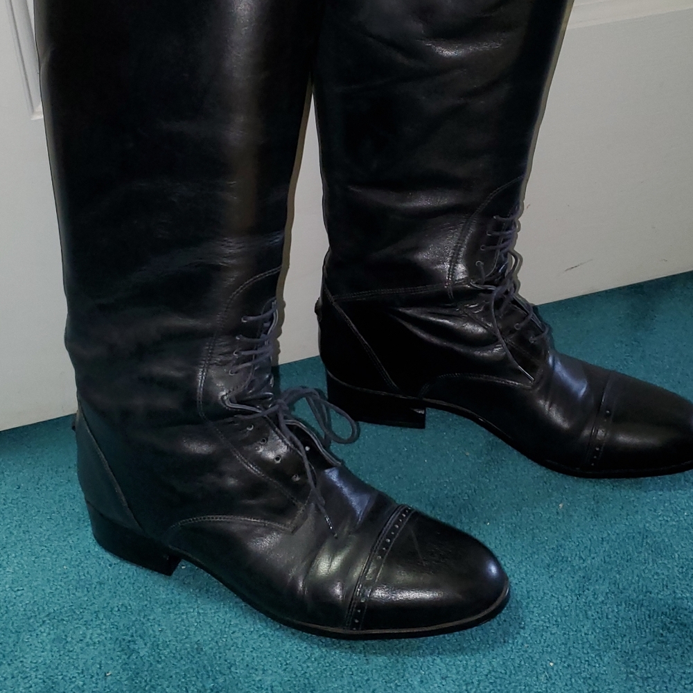 Ariat tall boots 9.5 wide calf